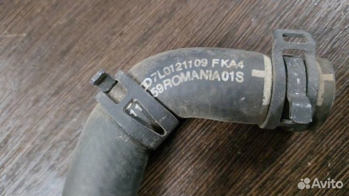 Патрубок системы охлаждения Porsche Cayenne 958