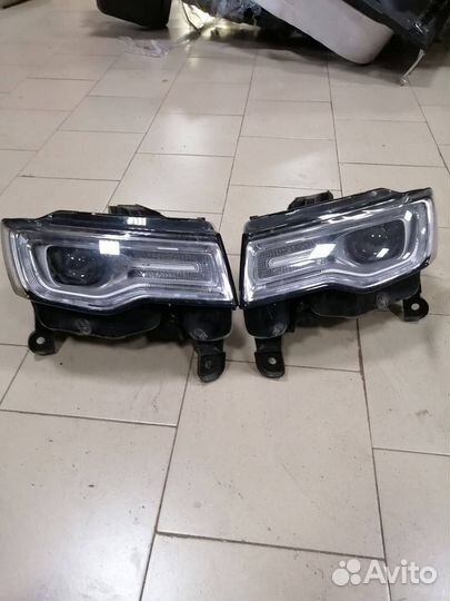 Фары передние комплект Jeep Wk2 2018 overland