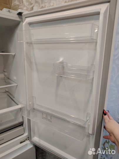 Холодильник dexp