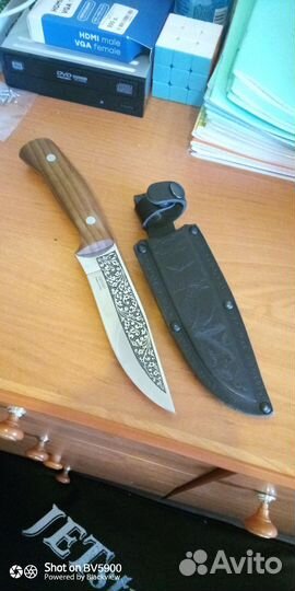 Нож туристический