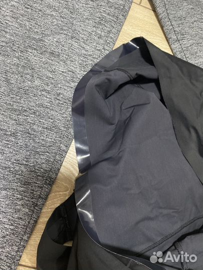 Костюм для спорта женский