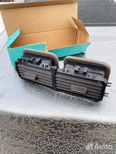 Центральный дефлектор печки