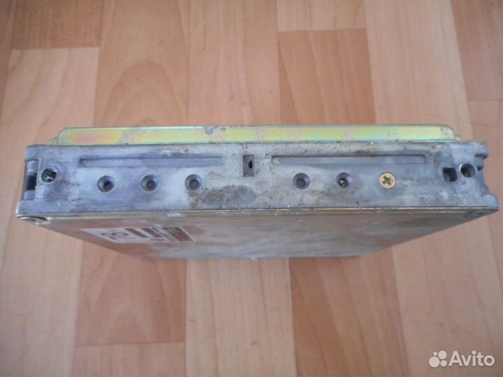 Блок управления двигателем Nissan Maxima (88-94 го