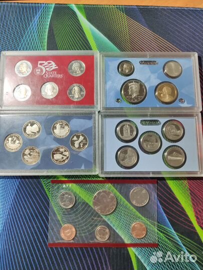 Годовой наборы монет