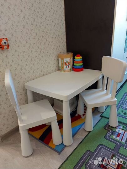 Детский стол и стул IKEA
