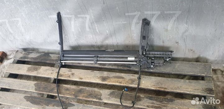 Шторка двери правая задняя Mercedes S-Class (W222)