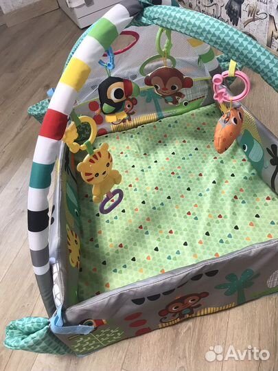 Развивающий коврик