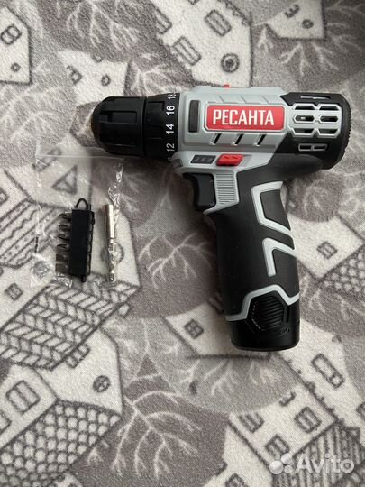 Шуруповерт ресанта да 12 2л