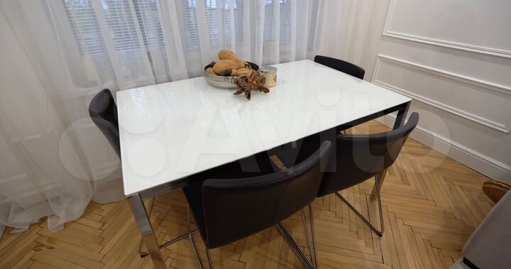 2-к. квартира, 65 м², 2/5 эт.