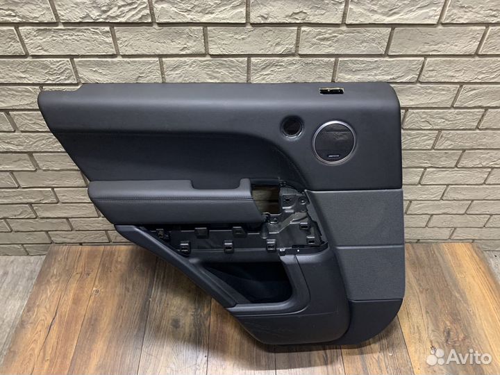 Range Rover Sport Обшивка двери задней LH RH