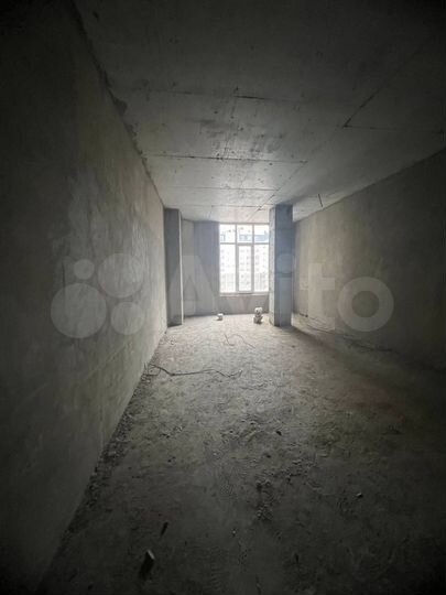 2-к. квартира, 84 м², 6/12 эт.