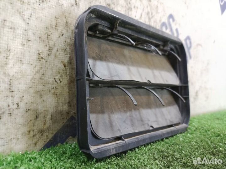 Воздушный клапан кузова задний левый Renault