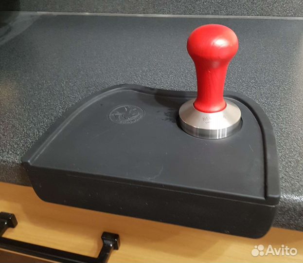 Темпер и коврик для темперовки (2 предмета)