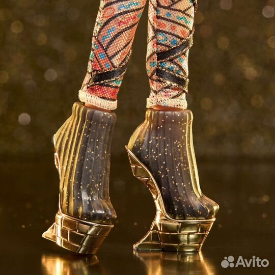 Haunt Couture Midnight Runway Cleo De Nile