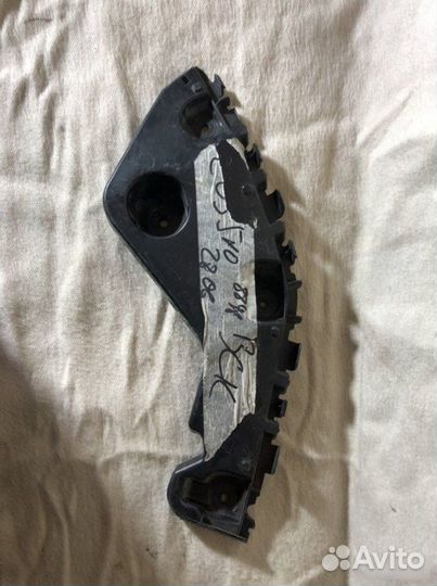 Кронштейн бампера Nissan Terrano 3 2014