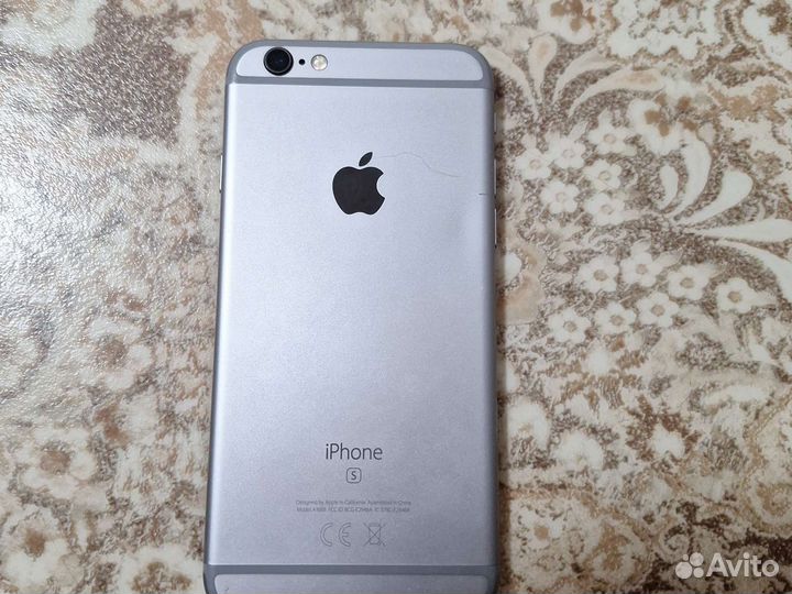 Телефон iPhone 5s