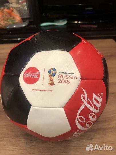 Футбольный мяч Coca Cola чм 2018