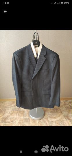 Костюм мужской с рубашкой и галстуком