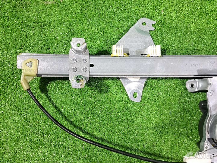 Стеклоподъемник передний левый Ниссан Ноут Е11