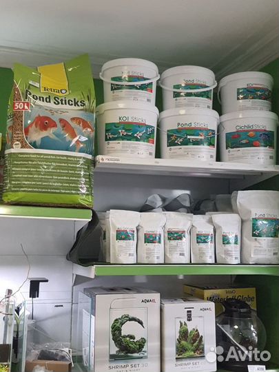 Корма для аквариумных и прудовых рыбок
