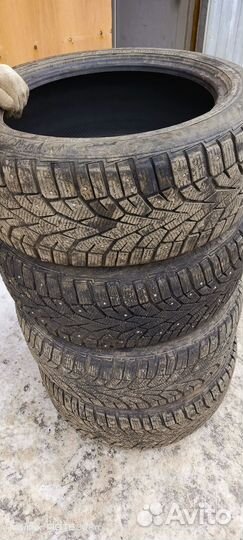 Gislaved NordFrost 100 215/50 R17