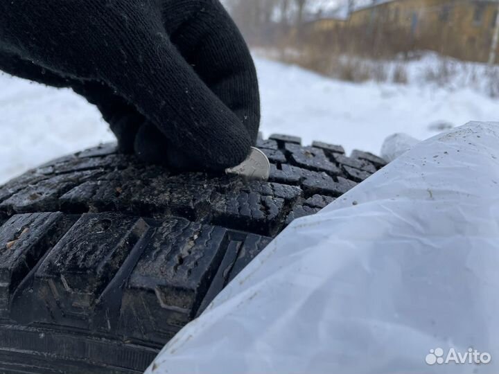 Dunlop SP Winter Ice 01 185/65 R15 88T