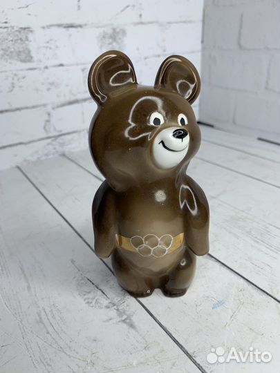 Олимпийский мишка завод Чайка