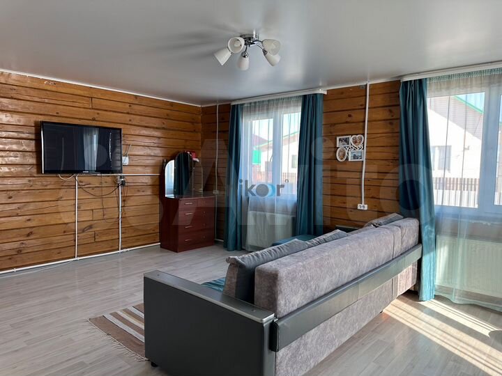 Дом 100 м² на участке 4,5 сот.