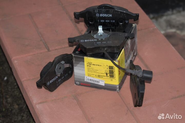 Bosch 0986494018 Комплект тормозных колодок