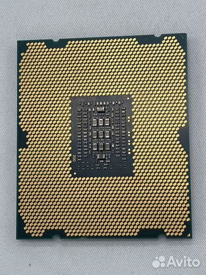 Intel Xeon E5 2640 - (6/12 2.5-3.0)