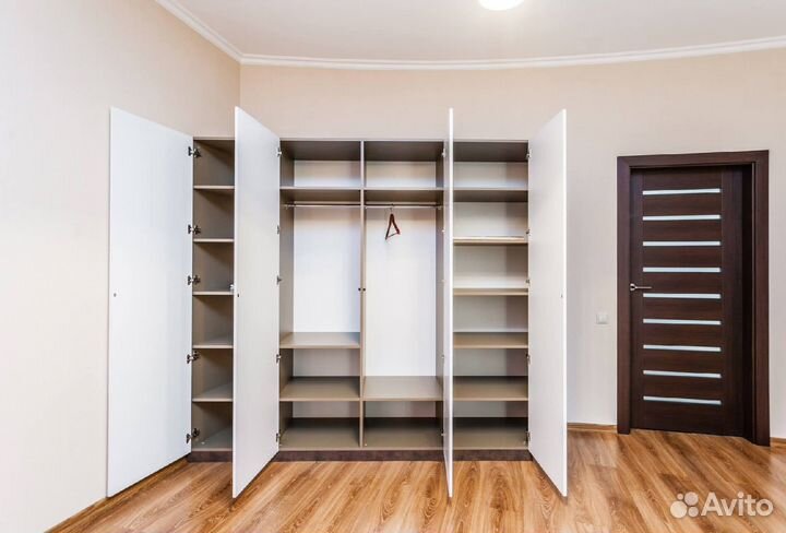 Встраиваемый шкаф