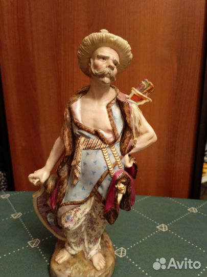 Фарфоровые статуэтки германия