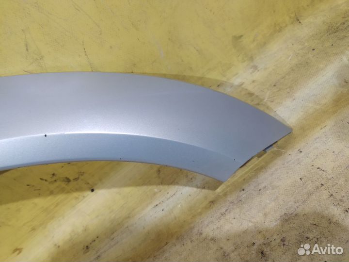 Накладка переднего крыла правого Subaru Legacy