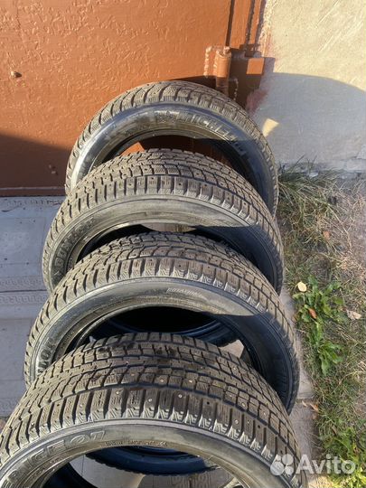 Winter Tact Snow + Ice 94E