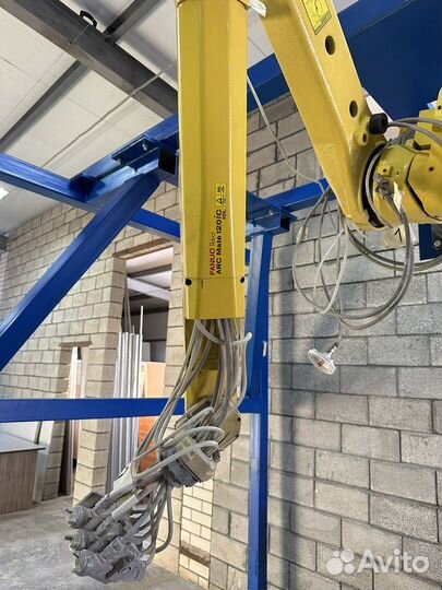 Продам робот fanuc