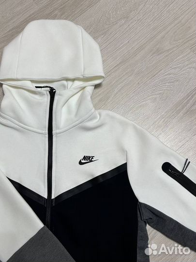 Зип худи Nike Tech Fleece бело-черно-серая