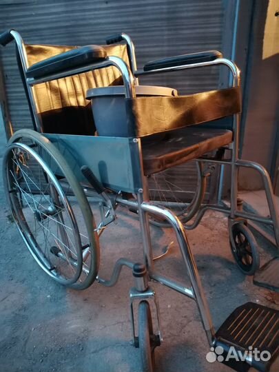 Инвалидная коляска