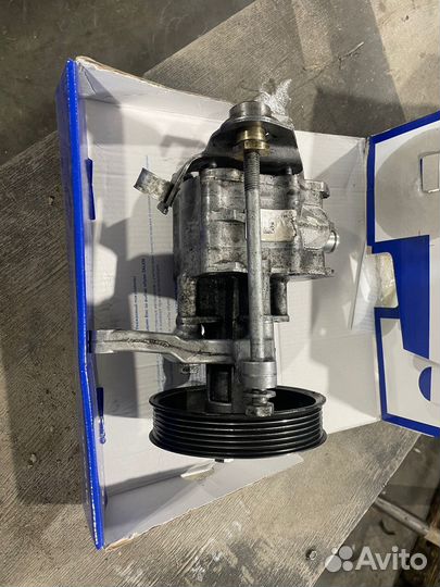 Насос гур BMW F15 Ф15 бмв F16 Ф16 32416867161