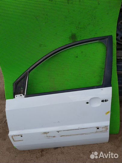Дверь передняя левая Ford Fusion хетчбек fxjc 2006