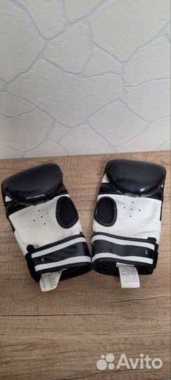 Боксерские перчатки Domyos