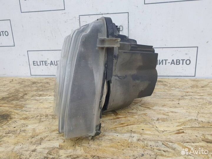 Фара ксенон адаптивная правая Land Rover Range