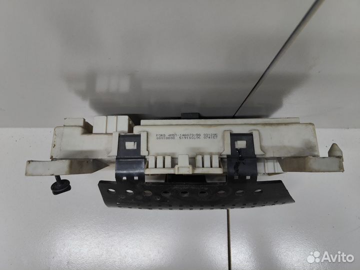 Блок предохранителей салонный Фокус 2 Focus II