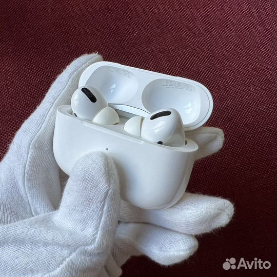 Много AirPods Pro, 700+ отзывов, оригинал