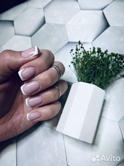 Маникюр гель лак