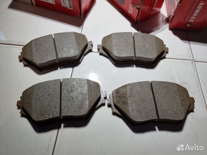 Колодки передние Toyota RAV 4 II 00-05