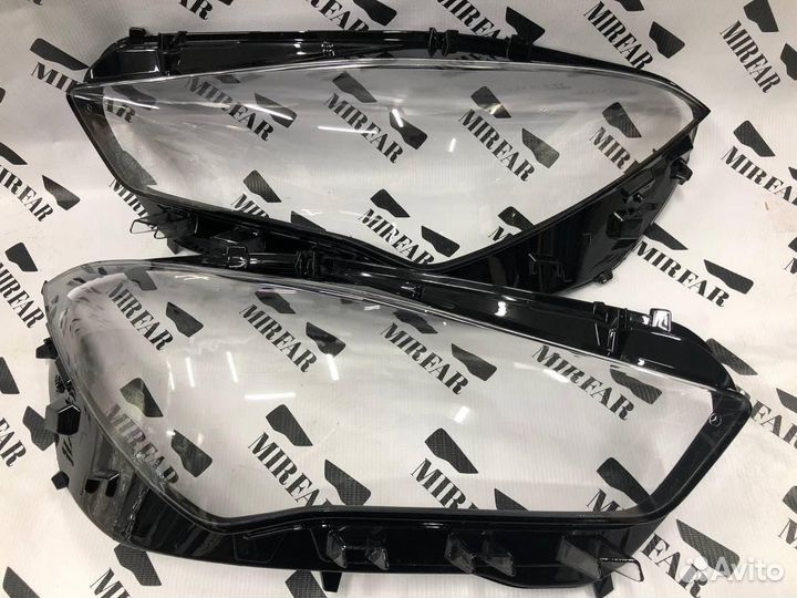 Левое стекло фары Mercedes Benz CLA x118 2019-н.в