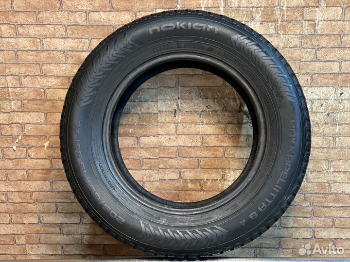 Nokian Tyres Hakkapeliitta 8 205/65 R15