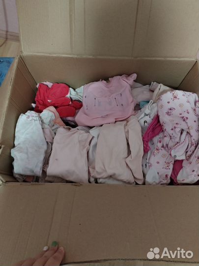 Коробка детских вещей для новорожденных
