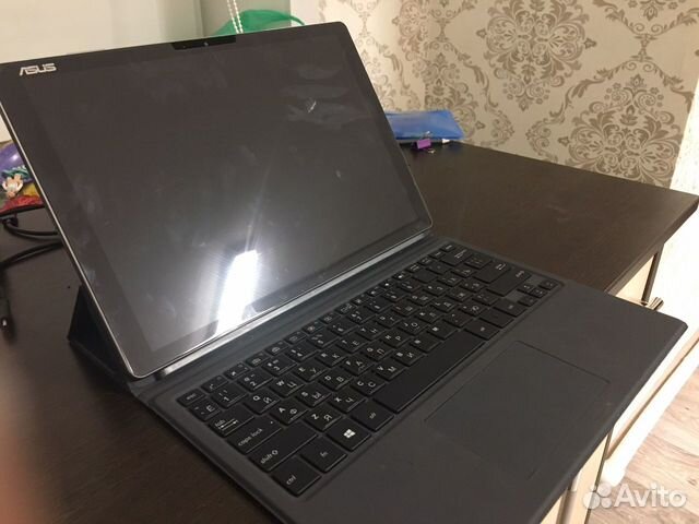 Asus t305c