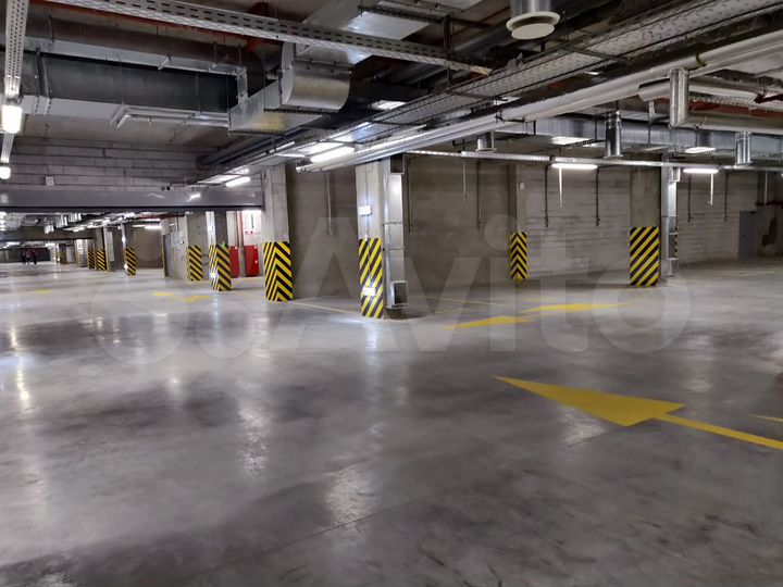 Машиноместо, 13 м²